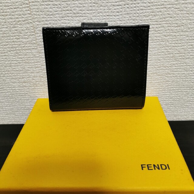 FENDI フェンディ 小さい財布 未使用品ですが２つの訳ありです。 - 財布