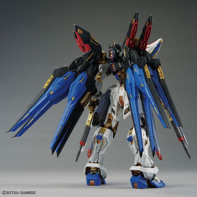 BANDAI(バンダイ)のMGEX 1/100 ZGMF-X20A ストライクフリーダムガンダム エンタメ/ホビーのフィギュア(アニメ/ゲーム)の商品写真