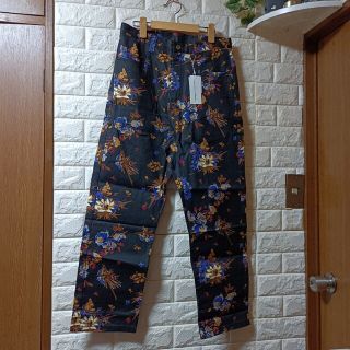 kawai okada★新品★花柄サルエルパンツ／ブラック(サルエルパンツ)