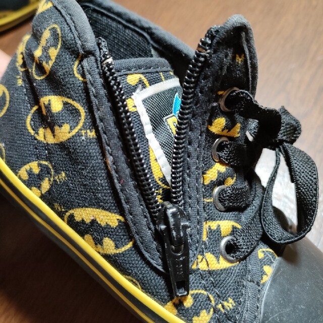 CONVERSE(コンバース)のconverse ハイカット　バッドマン キッズ/ベビー/マタニティのベビー靴/シューズ(~14cm)(スニーカー)の商品写真