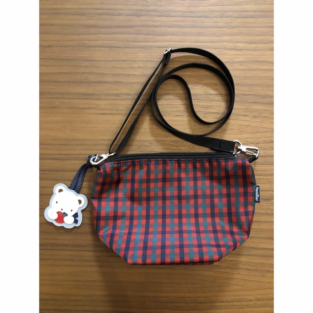 新品未使用 ファミリア familiar 舟形ポシェット ショルダー