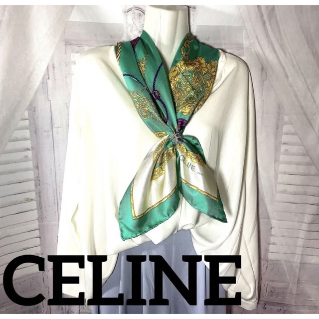 celine(セリーヌ)のセリーヌ　CELINE  タッセル柄　シルクスカーフ レディースのファッション小物(バンダナ/スカーフ)の商品写真