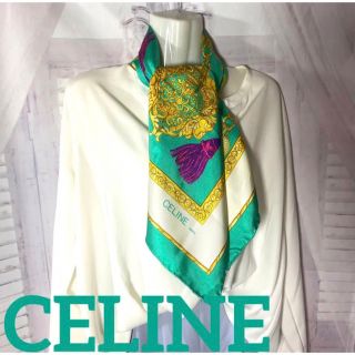 セリーヌ(celine)のセリーヌ　CELINE  タッセル柄　シルクスカーフ(バンダナ/スカーフ)