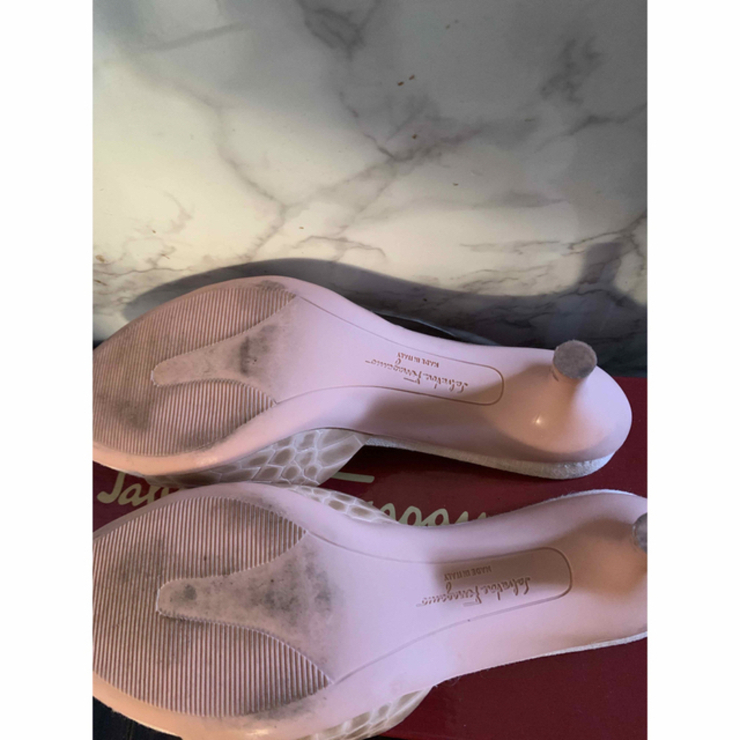 Salvatore Ferragamo(サルヴァトーレフェラガモ)の【SALVATORE FERRAGAMO】初夏✩7🇮🇹イタリア✩ピンク✩サンダル レディースの靴/シューズ(サンダル)の商品写真
