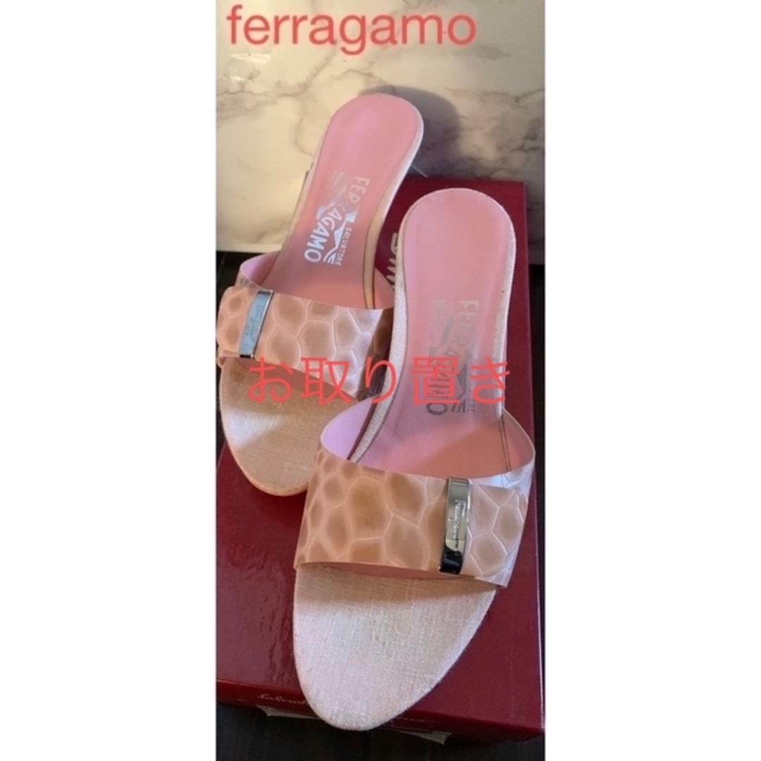 Salvatore Ferragamo(サルヴァトーレフェラガモ)の【SALVATORE FERRAGAMO】初夏✩7🇮🇹イタリア✩ピンク✩サンダル レディースの靴/シューズ(サンダル)の商品写真