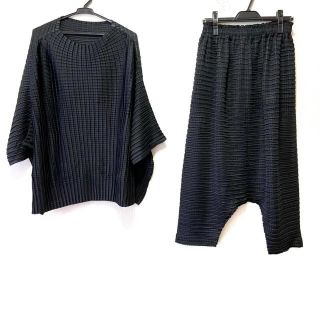 プリーツプリーズイッセイミヤケ(PLEATS PLEASE ISSEY MIYAKE)のプリーツプリーズ レディース - 黒(セット/コーデ)