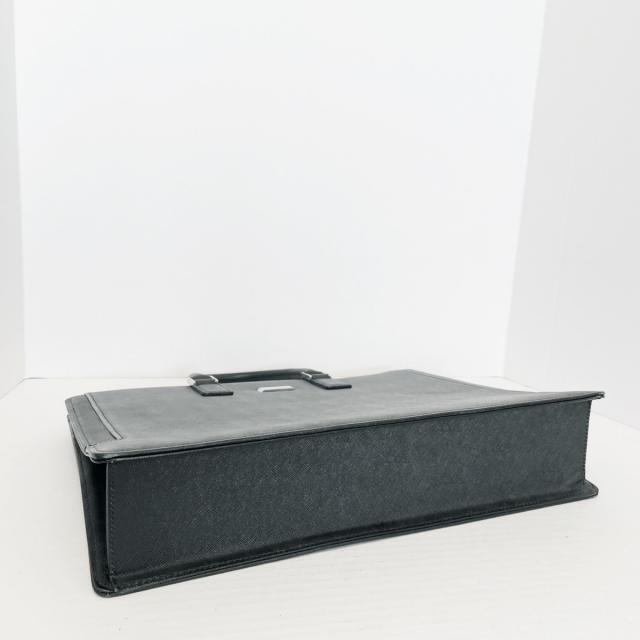 バーバリー アタッシュケース ビジネスバッグ メンズ 黒 トランク NR