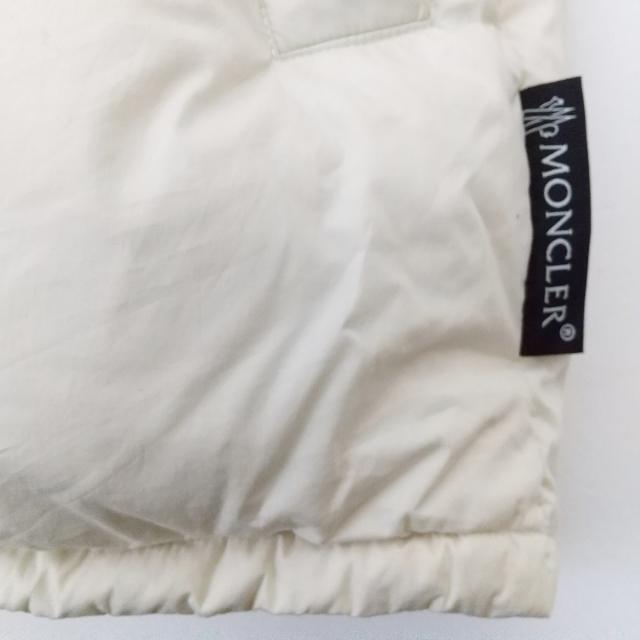 MONCLER - モンクレール ダウンベスト サイズ00 XS 白の通販 by ブラン MONCLER - モンクレール ダウンベスト サイズ00 XS 白の通販 by ブラン