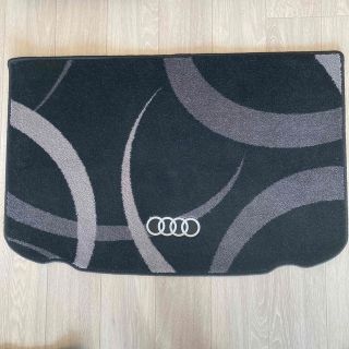 AUDI - Audi アウディ A1 純正 正規品 美品 ラゲッジマット カーペット