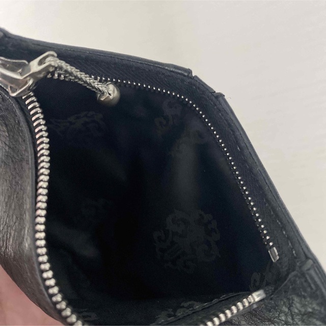 Chrome Hearts(クロムハーツ)のクロムハーツ バンクローバーウォレット セメタリークロスパッチ レザー  財布 メンズのファッション小物(折り財布)の商品写真