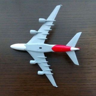 カンタス航空 A380 飛行機模型 15cm オーストラリア