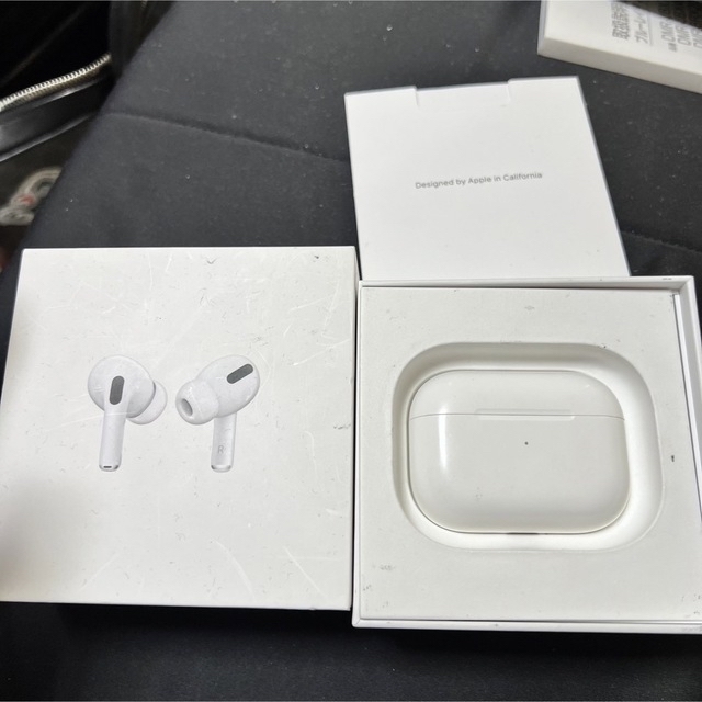 Apple(アップル)のAir pods pro 初代　Apple純正　中古 スマホ/家電/カメラのオーディオ機器(ヘッドフォン/イヤフォン)の商品写真