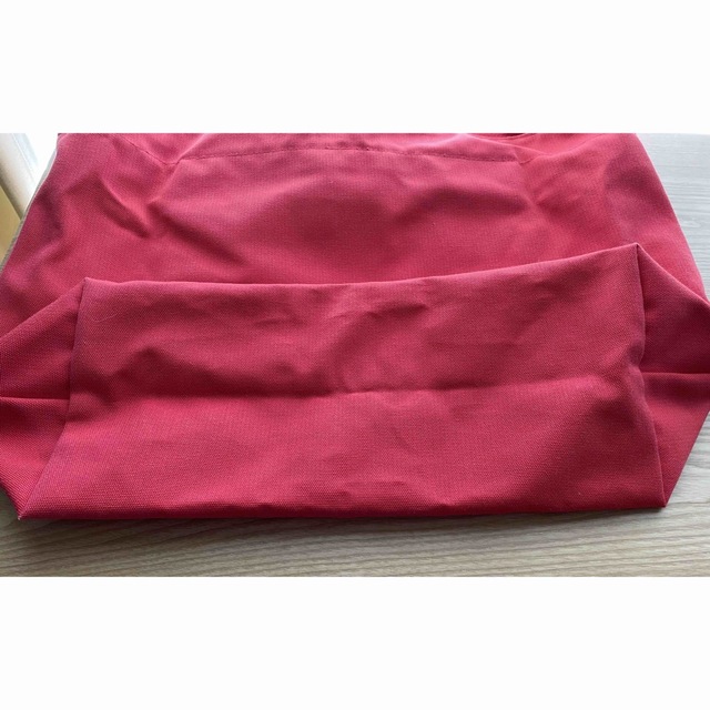 marimekko(マリメッコ)のマリメッコ　ショルダーバッグ　赤 レディースのバッグ(ショルダーバッグ)の商品写真