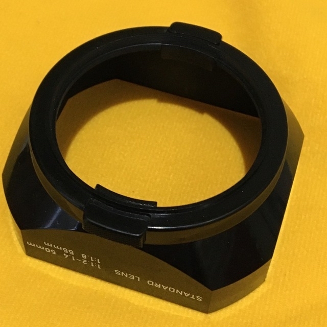 PENTAX(ペンタックス)のPENTAX 大口径F1.2対応 希少角形レンズフード  スマホ/家電/カメラのカメラ(レンズ(単焦点))の商品写真
