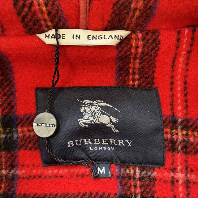 BURBERRY(バーバリー)のBURBERRY LONDON ダッフルコート　ロング丈　レッド　英国製  レディースのジャケット/アウター(ダッフルコート)の商品写真