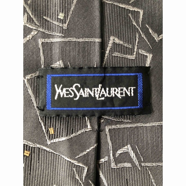 Yves Saint Laurent(イヴサンローラン)の【YVES SAINT LAURENT】ネクタイ　チェーン柄 メンズのファッション小物(ネクタイ)の商品写真