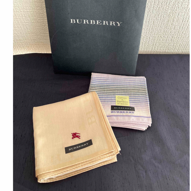 BURBERRY(バーバリー)の【新品未使用】BURBERRY  バーバリーハンカチ２枚セット メンズのファッション小物(ハンカチ/ポケットチーフ)の商品写真