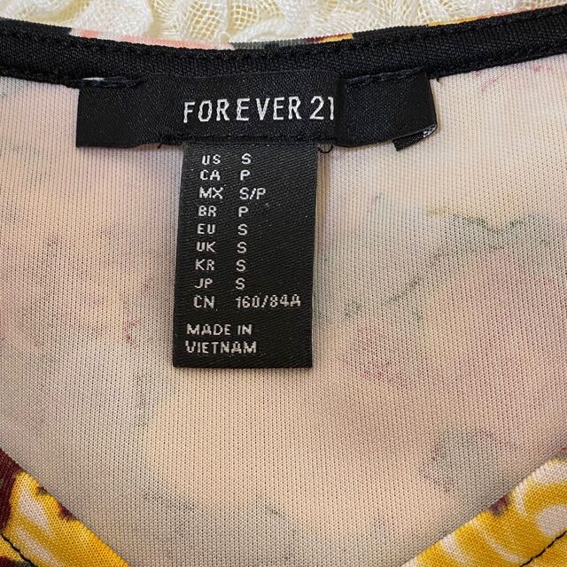 FOREVER 21(フォーエバートゥエンティーワン)の美品 FOREVER21  ワンピース  S レディースのワンピース(ミニワンピース)の商品写真