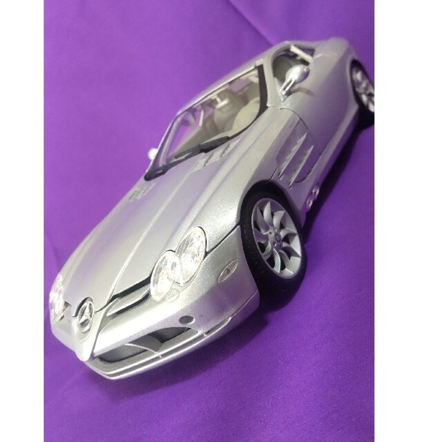 マイスト メルセデスベンツ SLRマクラーレン1/18の通販 by やまひろ