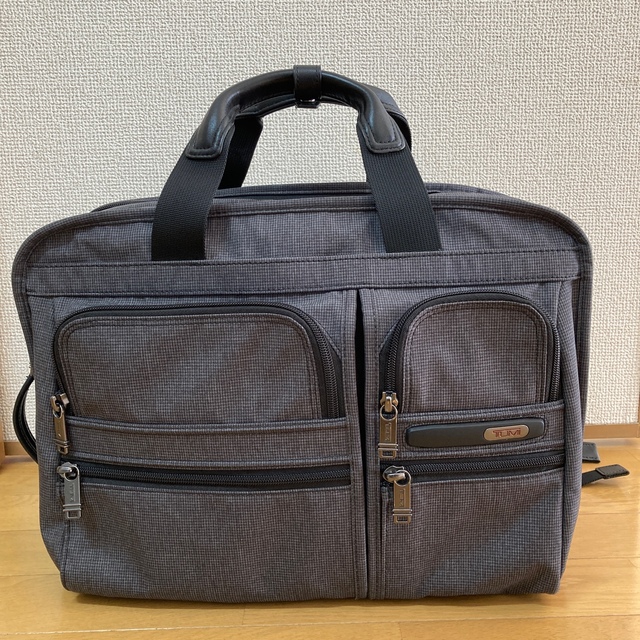 TUMI ビジネス　バッグ