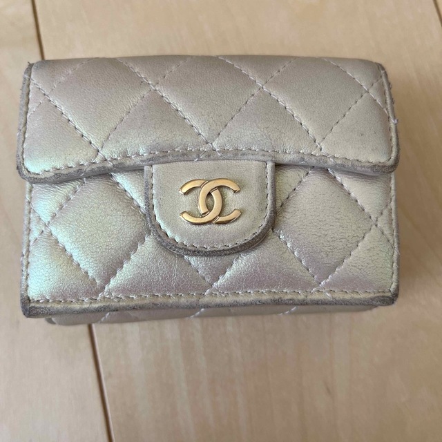 CHANEL  三つ折り　ミニウォレット