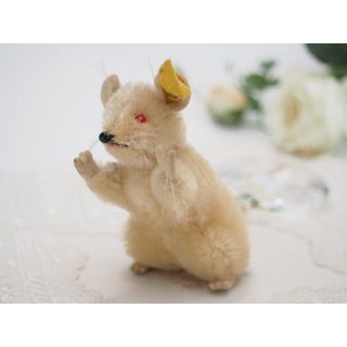 シュタイフ(Steiff)のシュタイフ★Pieps Mouse 8cm★ネズミのピープス/赤目の鼠/アルビノ(ぬいぐるみ)