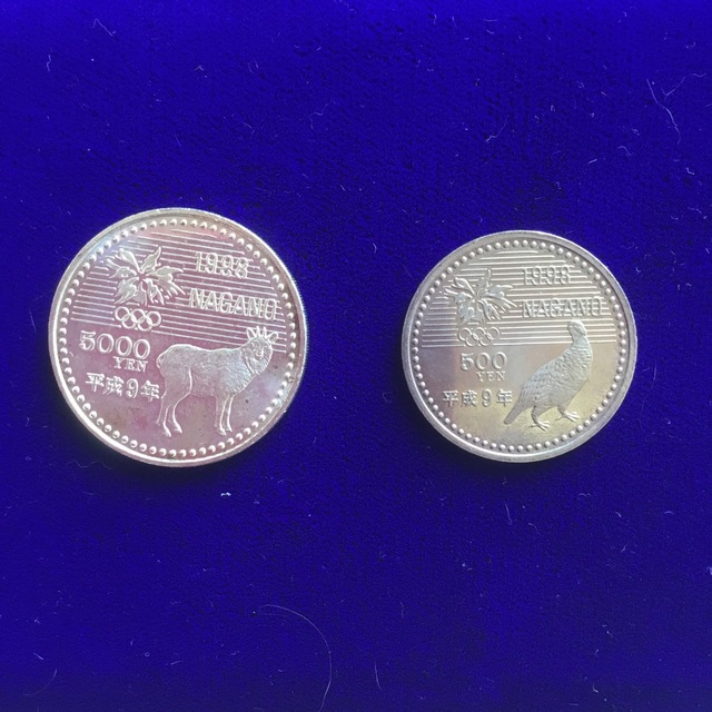 長野オリンピック記念硬貨　5千円１枚×5百円１枚