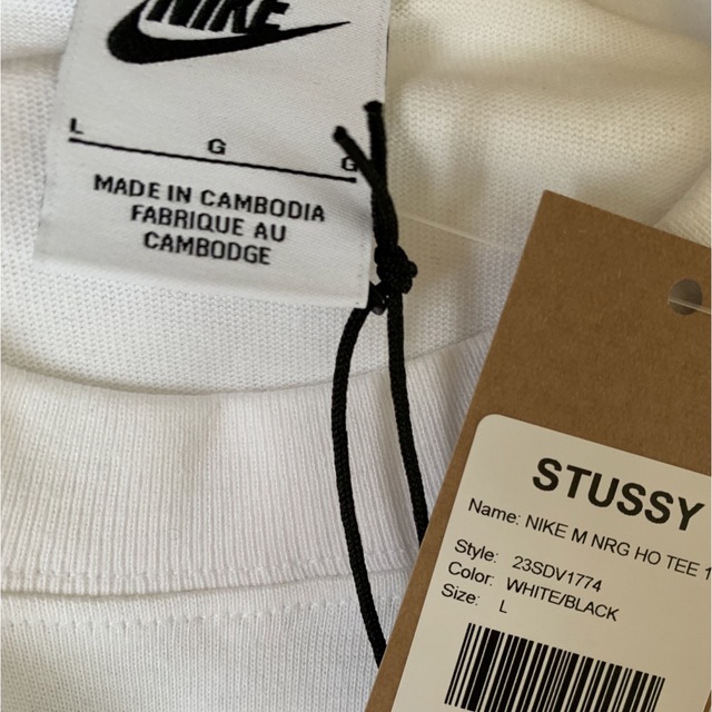 STUSSY(ステューシー)のStussy x Nike Men's T-Shirt "White Lサイズ メンズのトップス(Tシャツ/カットソー(半袖/袖なし))の商品写真