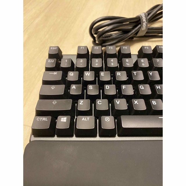 スチールシリーズ Apex7 Red Switch 1