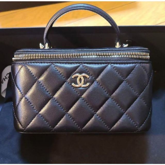 最新入荷 CHANEL バニティバッグ ショルダー チェーンバッグ シャネル