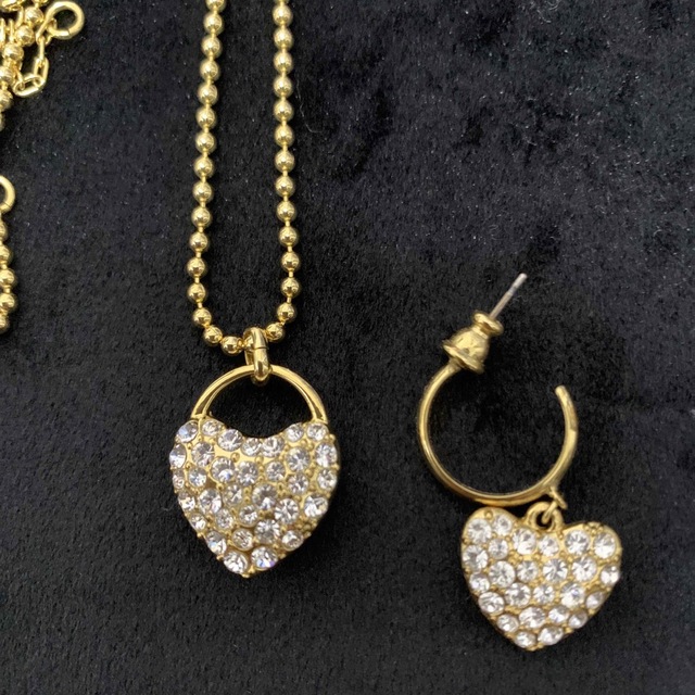 ANAYI(アナイ)のアナイ　ハートネックレス　ピアス レディースのアクセサリー(ネックレス)の商品写真