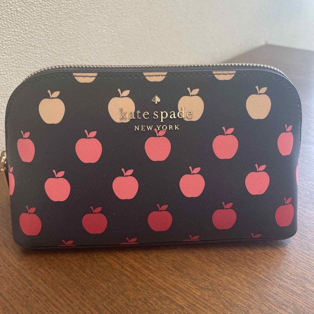 kate spade new york(ケイトスペードニューヨーク)のケイトスペード　ポーチ レディースのファッション小物(ポーチ)の商品写真