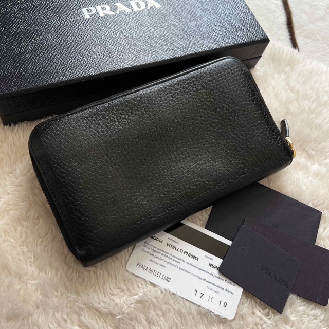 美品 PRADA プラダ 長財布 ラウンドファスナー - 財布