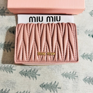ミュウミュウ 財布(レディース)の通販 9,000点以上 | miumiuの 