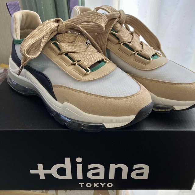 DIANA(ダイアナ)のあんな様専用　ダイアナスニーカー レディースの靴/シューズ(スニーカー)の商品写真
