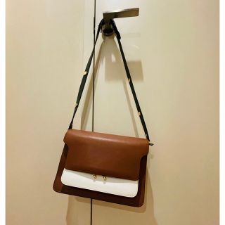 マルニ(Marni)のマルニ　トランクバッグ　ミディアム(ショルダーバッグ)