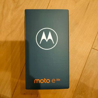 モトローラ(Motorola)の【新品】moto e32s　スレートグレー　SIMフリー(スマートフォン本体)