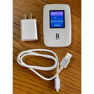 ラクテン(Rakuten)の楽天　Rakuten Wi-Fi Pocket 白 充電器付き　SIMカードなし(その他)