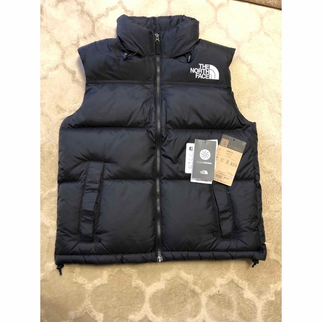 THE NORTH FACE(ザノースフェイス)のTHE NORTH FACE  ヌプシダウンベスト レディースのジャケット/アウター(ダウンベスト)の商品写真