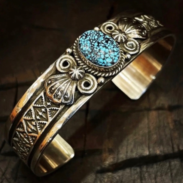 有名ブランド JEWELRY INDIAN - バングル キングマンターコイズ ダレル