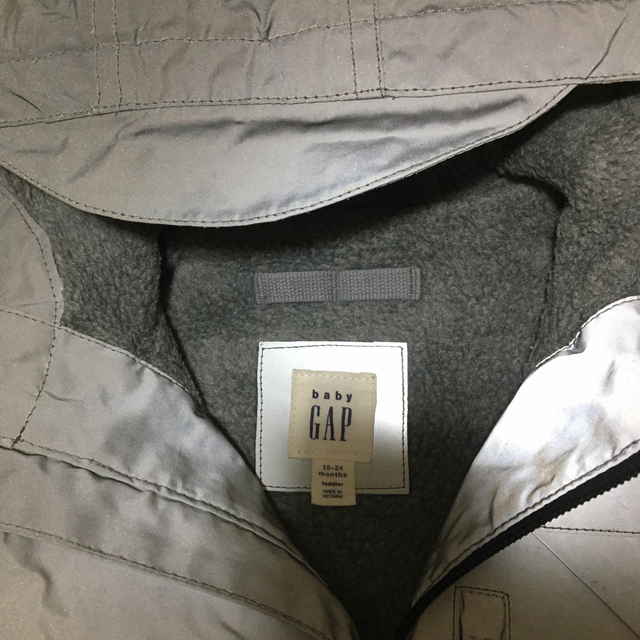 GAP(ギャップ)のGAP ジャンパー キッズ/ベビー/マタニティのキッズ服男の子用(90cm~)(ジャケット/上着)の商品写真