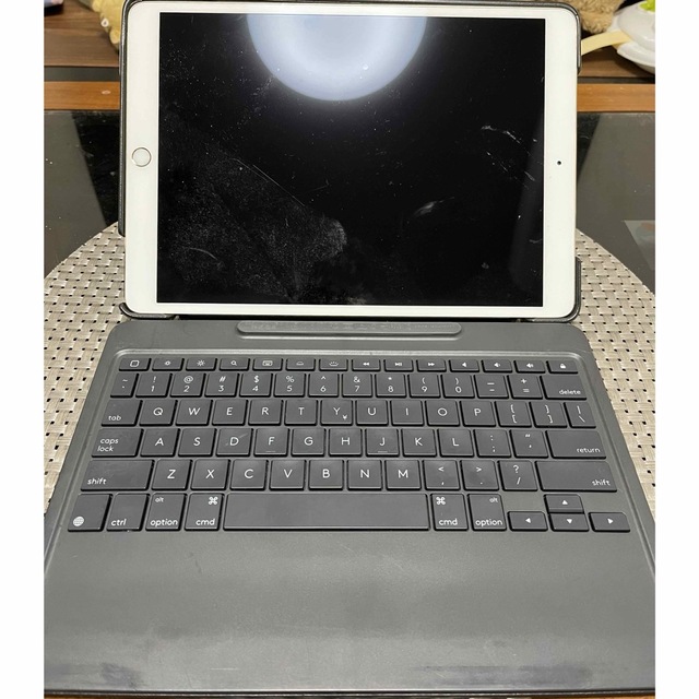 Logicool(ロジクール)のロジクールのiPadケース スマホ/家電/カメラのPC/タブレット(PC周辺機器)の商品写真