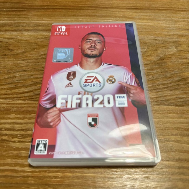 FIFA 20 Legacy Edition Switch エンタメ/ホビーのゲームソフト/ゲーム機本体(家庭用ゲームソフト)の商品写真