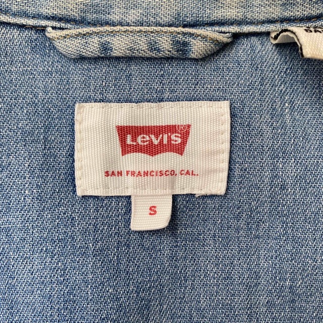 Levi's(リーバイス)のリーバイス デニムシャツ メンズのトップス(シャツ)の商品写真