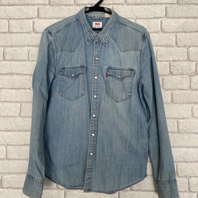 Levi's(リーバイス)のリーバイス デニムシャツ メンズのトップス(シャツ)の商品写真