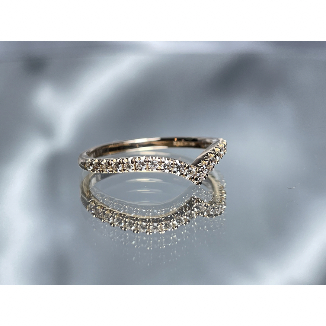 華奢ジュエリー　華奢リング　華奢アクセサリー　K18　ダイヤモンドリング　V字 レディースのアクセサリー(リング(指輪))の商品写真