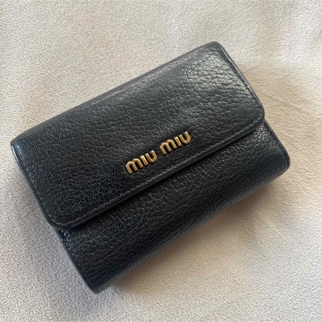 MIU MIUファッション小物