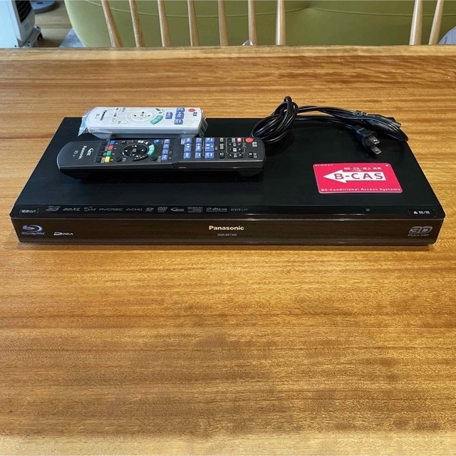 Blu-rayレコーダー　DMR-BRT300 パナソニック