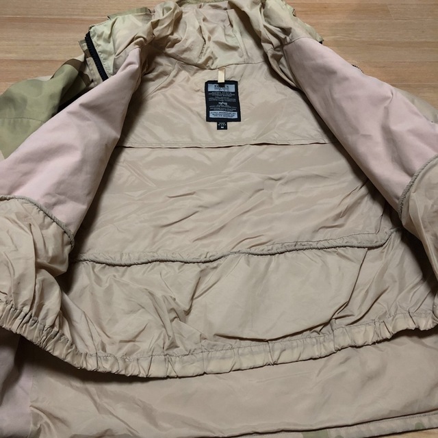 ALPHA INDUSTRIES(アルファインダストリーズ)の中古品 USA製 ALPHA ECWCS GEN1 GORE-TEX パーカ Ｌ メンズのジャケット/アウター(ミリタリージャケット)の商品写真