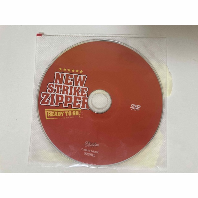 NEW STRIKE ZIPPER READY TO GO CD&DVD エンタメ/ホビーのCD(ポップス/ロック(邦楽))の商品写真